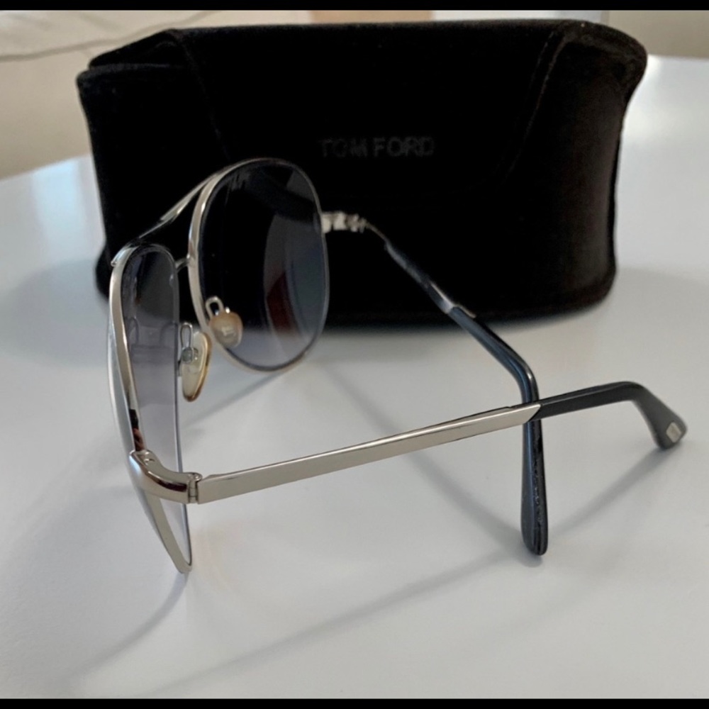 TOM FORD SUNGLASSES - Picture 4 of 6